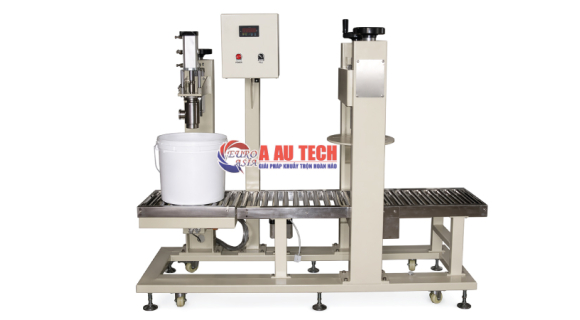 Máy chiết rót sơn, đóng nắp
